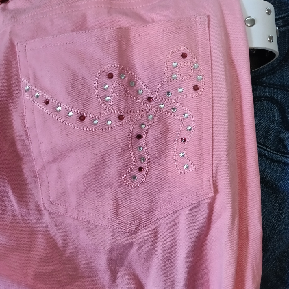 Capri pants